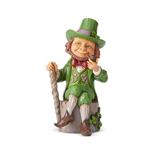 エネスコ Enesco 飾りつけ 室内装飾 外国で模範例 亜米利加 Enesco Jim Shore Heartwood Creek Leprechaun Pint Sized Figurine, 5.5 Inch, Multicolorエネスコ Enesco 飾りつけ 室内装飾 外国で模範例 亜米利加