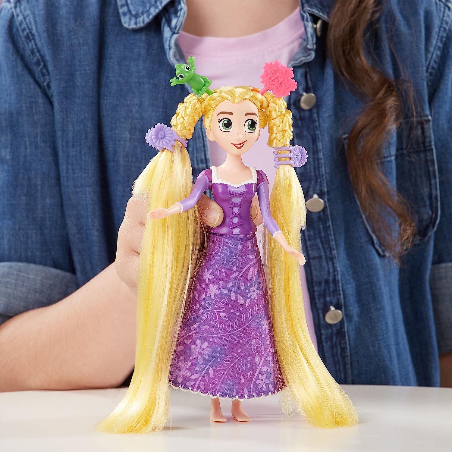 高閣の官庁のラプンツェル タングルド ウォルトディズニー妃 貨物輸送無料 Disney Tangled The Series Spin N Style Rapunzel塔の上のラプンツェル タングルド ディズニープリンセス Daemlu Cl