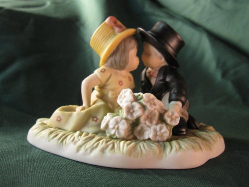 エネスコ Enesco 飾りつけ 室内装飾 外国でひな形 亜米利加 Kim Anderson I\u0027m Giving You My Heart 535672エネスコ Enesco 飾りつけ 室内装飾 外国でひな形 亜米利加
