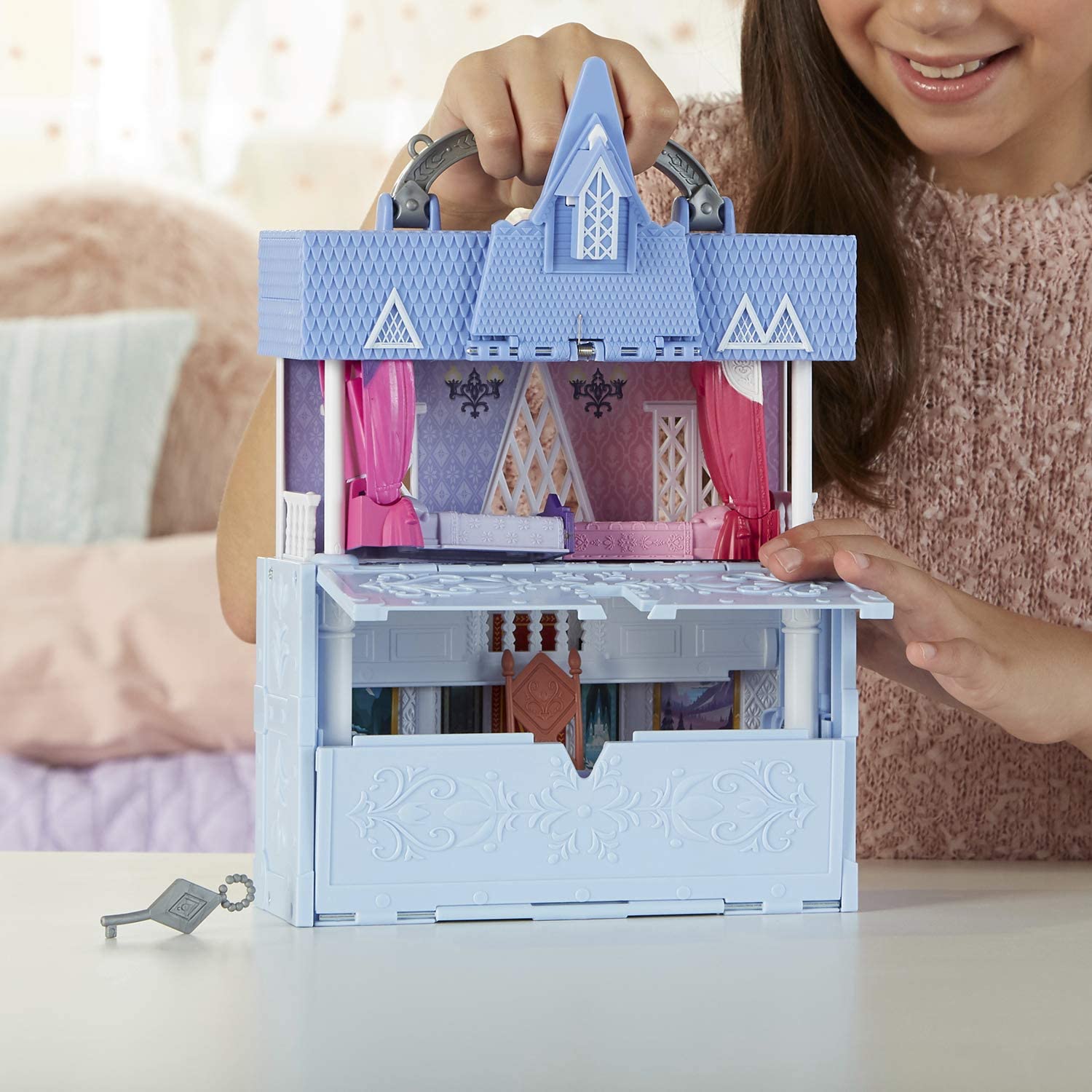 アナと雪の女王 アナ雪 ディズニープリンセス フローズン 送料無料 Disney Frozen Pop Adventures Arendelle Castle Playset With Handle Including Elsa Doll Anna Doll And 7 Accessories Toy Fアナと雪の女王 アナ雪 ディズニープリンセス フローズン Rvcconst Com