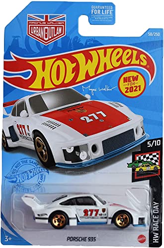 代引可】 ホットウィール Hot Wheels ポルシェ935 HWレースデイ5 10 58