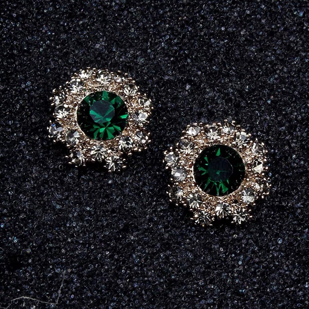 ダイヤピアス アクセサリー 華やか キラキラ高級感