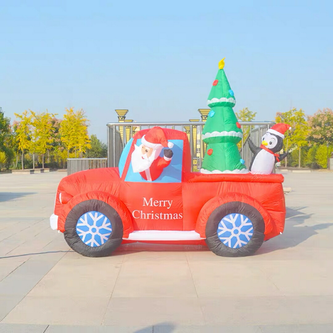 クリスマス飾りつけ サンタさん  膨らます 出来事  庭 露天かざり付ける