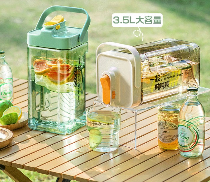 冷蔵庫のポケットに入る！冷水筒 3.5L ウォーターボトル 麦茶ポット 冷水ポット 水差し シンプル おしゃれ 洗いやすい スリム 麦茶 冷水 ポット 北欧 コーヒー お茶用品 茶ポット 冷水筒 割れにくい スリム 麦茶 冷水 ポット かわいい 横置き 縦置き 冷茶 洗いやすい