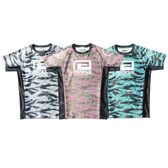 リバーサル ラッシュガード 半袖 ショートスリーブ reversal POUNCER CAMO SHORT RASH GUARD