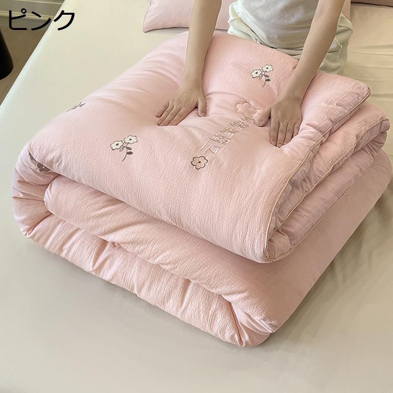 掛けふとん ダブル 厚手 秋冬用 ボア布団 冬用布団 吸湿発熱わた ふわふわ 防ダニ加工 柔らか 洗える シンプル 布団カバー不要 刺繍 安眠 ストレス解消 北欧 雲に包まれる 新生活