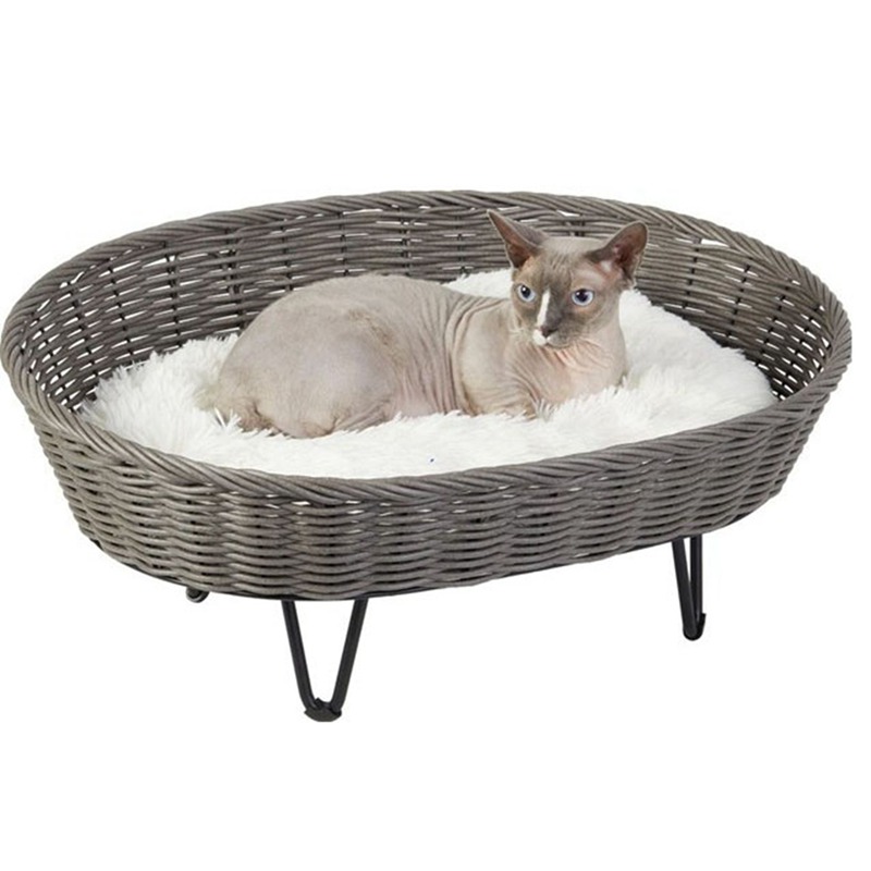 猫用 高床式ラタン編みペットベッド ファークッション付き 通気性 夏涼しい 防湿 グレー モダンデザイン インテリアに馴染む 大型犬 小型犬にも お手入れ簡単|ショップ郷上