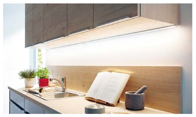 Hera LEDバーライト LED-TOP-STICK型 ねじ止めタイプ 発光色: 電球色/白色 色: シルバー/ブラック L:450/600/900/1200 スガツネ工業｜金物のハードボックス店