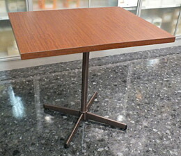 【数量限定／特価／激安】 ガーデン・カフェテーブル （木目ブラウン） シャープエッジ 【750×600mm】 ロング ／ 沖縄・離島 発送不可