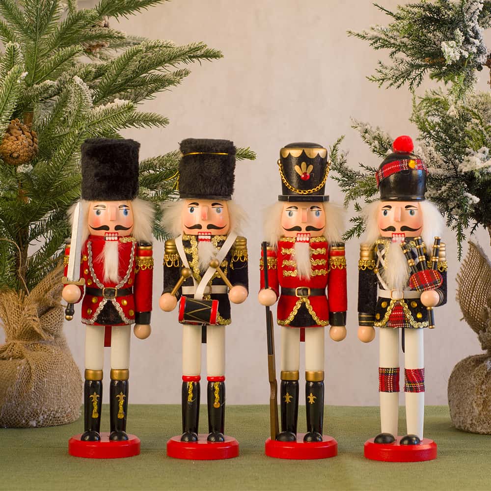 「10％OFFクーポン配布中」4個セット 30cm くるみ割り人形 木製 クリスマス オーナメント 木製兵士 置物モデル デスクトップ コレクション お祝い クリスマス装飾 テーブル ウィンドウ  2308