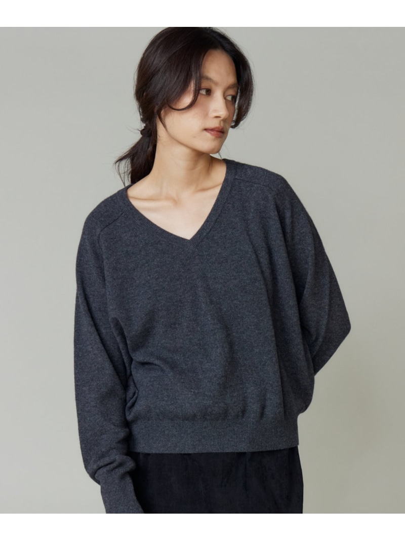 Vネックプルオーバー la veille by SUPERIOR CLOSET イネド トップス ニット ベージュ グレー【送料無料】[ Fashion]