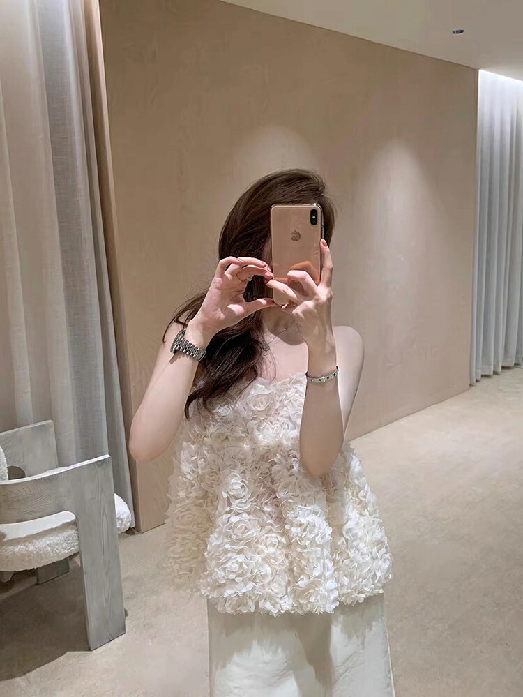 《お得saleクーポンで3231円！》ビスチェ キャミソール チュール ベスト レディース 春 夏 ペプラム トップス 春夏 花柄 立体感 重ね着 キャミ レイヤード 微シアー ショート丈 チュールキャミ ノースリーブ プルオーバー 可愛い 女の子 デート 遊園地