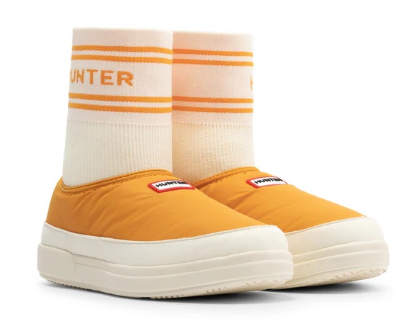 【SALE】【HUNTER】UFS7113REN-ROW IN/OUT KNITTED SOCK SLIPPER RICHOCHRE/SHADEDWHITE 猟り人 はたご屋/アウト 猟り人 ニッテッド ソック 家庭用スリッパ リッチオーカー / シェイデッドホワイト オレンジ色 スリッポン 成年者靴 レディース 冬靴 ソックス
