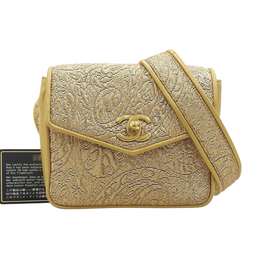 【本物保証】 希少 レア 保付 超美品 シャネル CHANEL ココマーク 西陣織 ウエストポーチ シール付2番台 ウエストバッグ ゴールド 日本限定 【中古】 199,000円