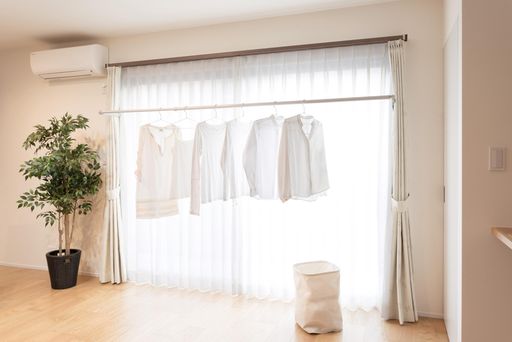 オークス 室内物干し単一のもの フレクリーン 労働者階級30はたご屋仕掛ける手合い 窓枠内大きさ幅1860-2170粍用 FS217N