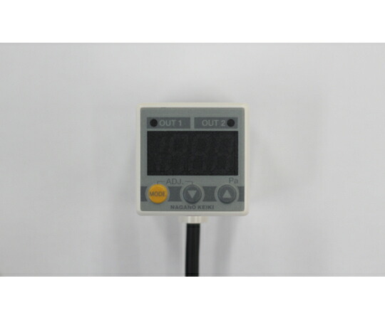 長野計器 小っちゃいデジタル微差圧計 アナログ最終生産物1～5V DC ±50Pa 1個 GC30101B9N380XXXXX0
