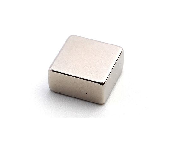 二六製作所 ネオジム 4×4×1(N35) 1パック(50個入) NK151
