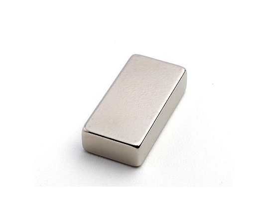 二六製作所 ネオジム 15×3×3(N35H) 1パック(30個入) NK075