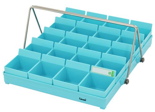 投薬ﾄﾚｰB ﾌﾟﾗｽﾁｯｸ製 20人用 ﾊﾝｶﾞｰ式 ﾌﾞﾙｰ駒付 PT-20BH 入数：1