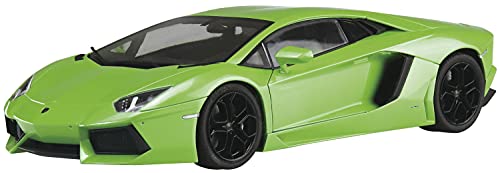 青島文化教材社 1/24 プリペイントモデルシリーズ 2011 ランボルギーニ アヴェンタドール グリーン 塗装済みプラモデル 01-C 送料無料