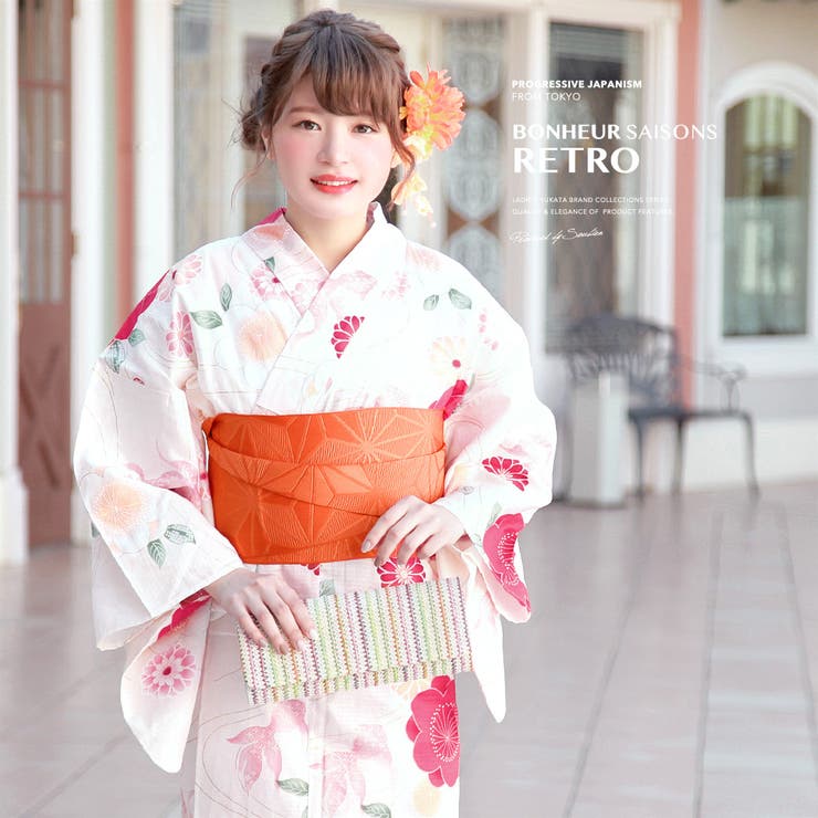 【10％OFFクーポン！7/26(日)1:59まで】SOUBIEN 浴衣　3点セット（浴衣/半幅帯/下駄）　bonheur saisons　薄黄色　クリーム　赤ピンク　桜　菊　金魚　ラメ　綿　花火大会　夏祭り　浴衣セット　ゆかた　女性　レディース　S・フ｜SHOPLIST 13,598円