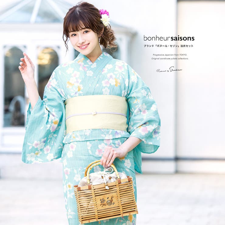 【10％OFFクーポン！7/26(日)1:59まで】SOUBIEN 浴衣セット　3点セット（浴衣/帯/下駄）　bonheur saisons　ボヌールセゾン　水色　ライトブルー　クリーム　桜　さくら　花　綿麻　レディース　夏　花火大会【古典柄】【大人】｜SHOPLIST
