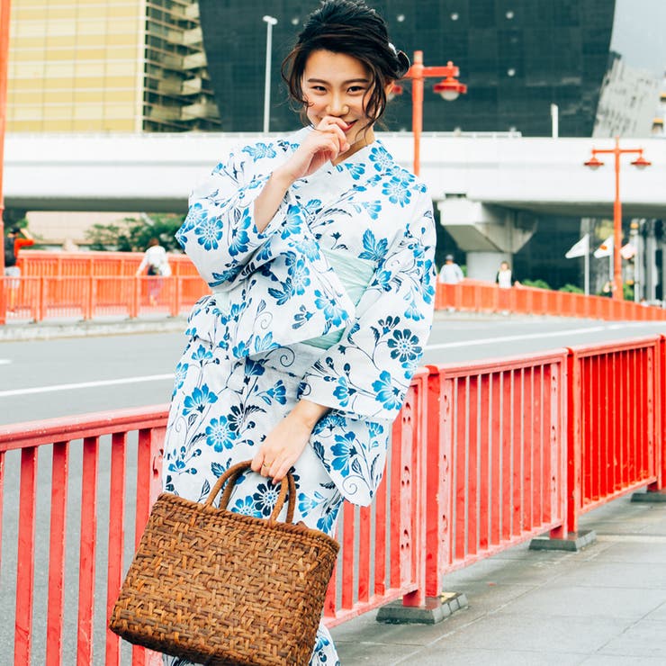 【10％OFFクーポン！7/26(日)1:59まで】京のおしゃれ屋 レディース 浴衣 単品 綿麻（05） ホワイト系 コスモス ブルー 浴衣・着物｜SHOPLIST