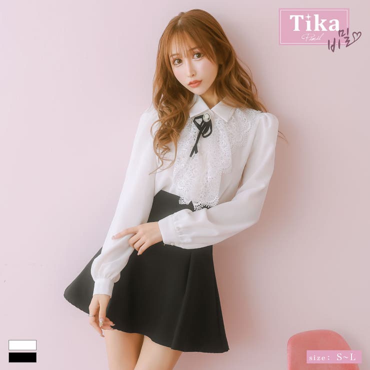 Tika カメオブローチ付き刺繍レースブラウス×キュロットセットアップフレアミニドレス 韓国ドレス ガーリードレス 袖あり 長袖 レースフリル キャバドレス キャバ ドレス S-Lサイズ ブラック ホワイト モノトーン 緩苺 浦西ひかる Tika ティカ