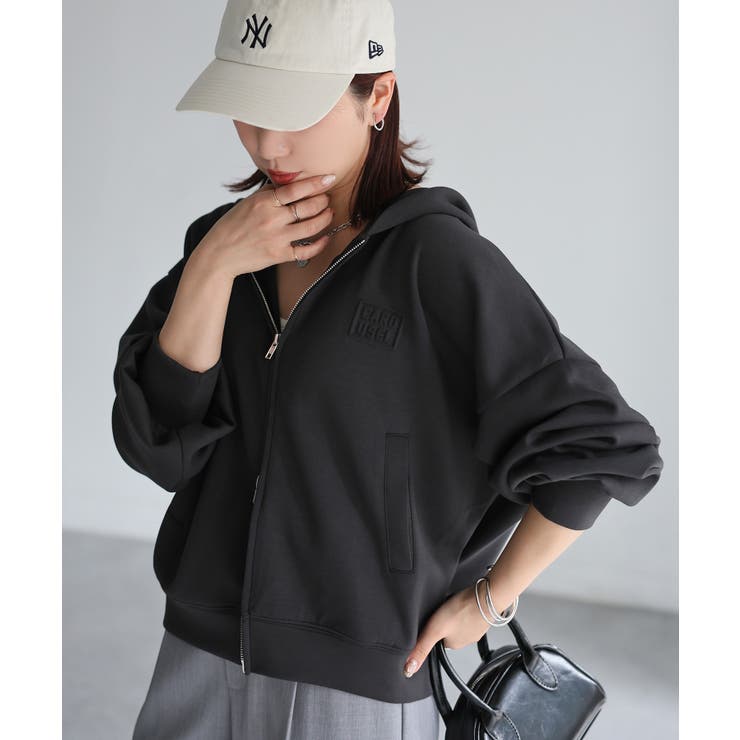 VYBES スパンコール ブラック パーカー 楽天市場】VIBES Hoodie ブラック ゴールドロゴ パーカー プルオーバー