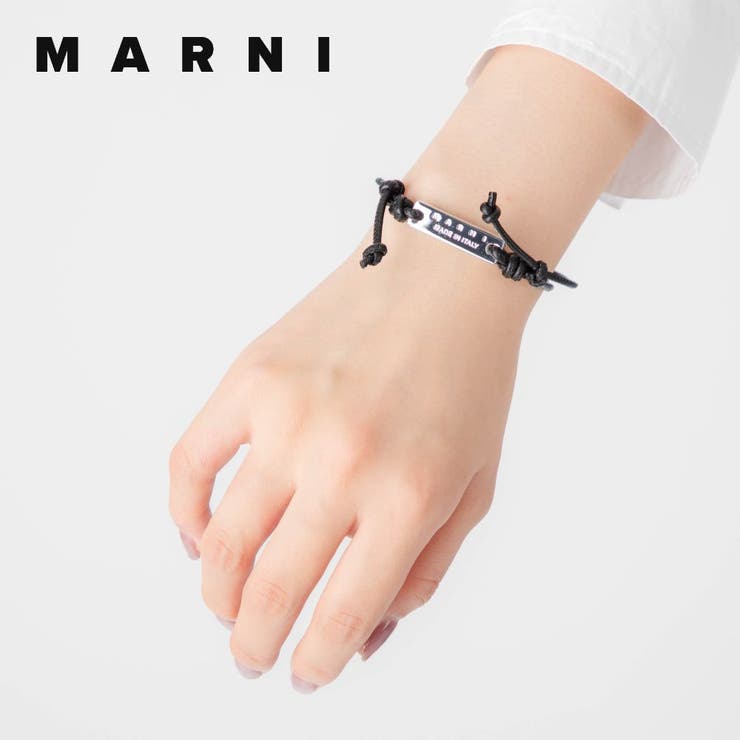 U-STREAM マルニ MARNI BRZB0025A0 P3000 ブレスレット メンズ レディース アクセサリー プレート レザー スライドノット エングレーブ ロゴ刻印 ギフト プレゼント ブランド ブラック ナチュラル アクセサリー｜SHOPLIST