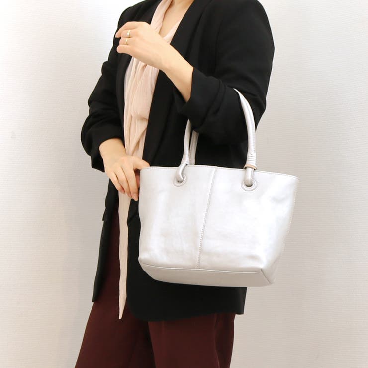 【10%OFFクーポン!7/26(日)1:59まで】UNBILLION アトランタ ATLANTA / 牛革ハトメあおりトートS バッグ・鞄|SHOPLIST