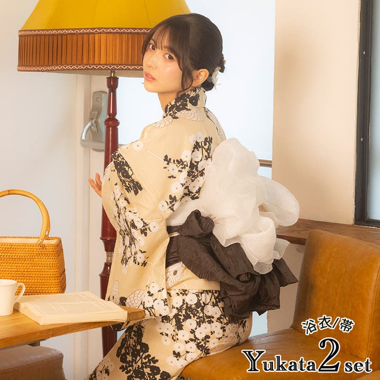 【10％OFFクーポン券！6/11(木)1:59まで】Tika Tika 秋草の花大正ロマンレトロ浴衣2点書き割り 浴衣 兵児帯 レディース浴衣 レトロ浴衣 菊柄 無償性大いさ ベージュ×赤銅色 生み出すことり 黒嵜菜々子 浴衣・御召しもの