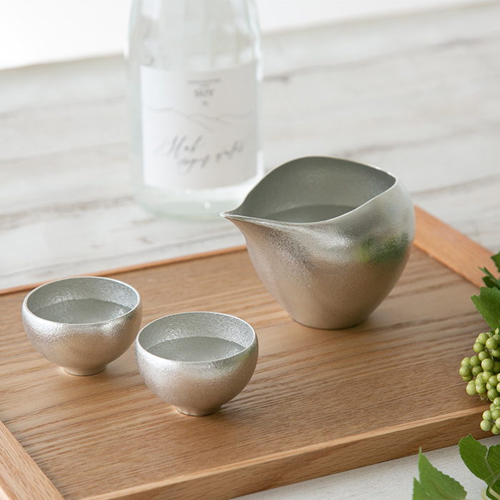 【新品未使用】能作 花器 そろり Lサイズ 銀 錫器 花器 | そろり | 銀 | S・L | 能作