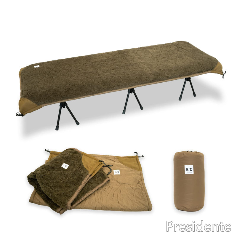 【送料無料】HOTEL CAMPS (ホテルキャンプス) コットカバー ボア 3層断熱アルミシート リバーシブル キャンプ アウトドア用ブランケット 兼用 丸洗い可 (カーキブラウン)｜Shop Presidente 店