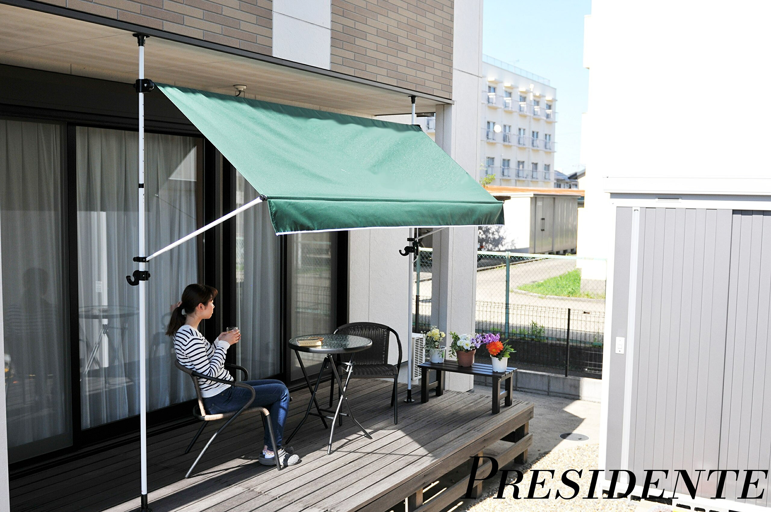 【まとめ買いで最大500円OFFクーポン!】【送料無料】Out) 突っ張り式フック付きオーニング 幅2m グリーン 幅203cmx奥行22?145cmx高さ200?300cm UVカット率99% 物干し竿付き 角度調節可能 テラス カフェ おしゃれ|Shop Presidente 店
