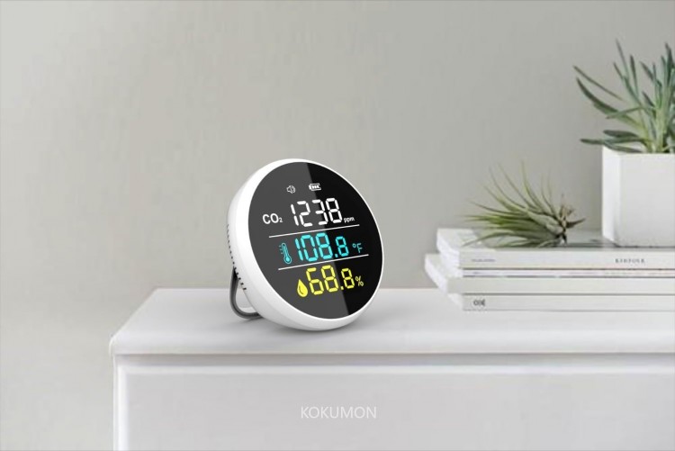 CO2 測定器 二酸化炭素濃度計兼空気質検知器 高精度リアルタイム監視 ポータブル多機能 給電対応 USB 温湿度表示付き