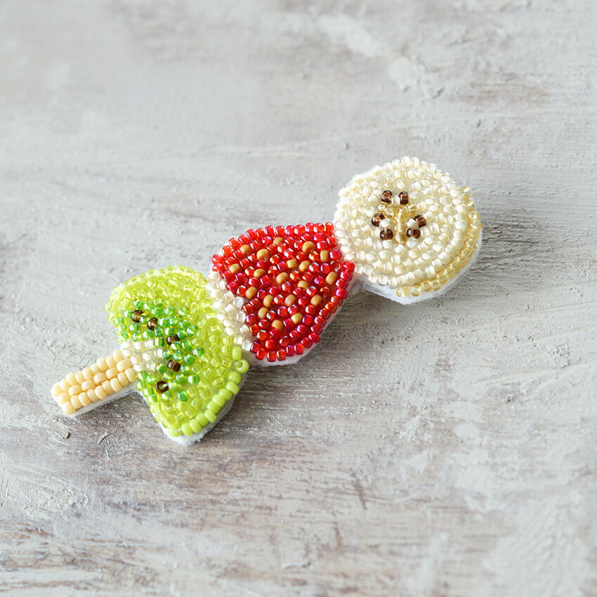 楽天市場】Harapeko BROOCH フルーツ飴 HCA20//12 | はらぺこブローチ