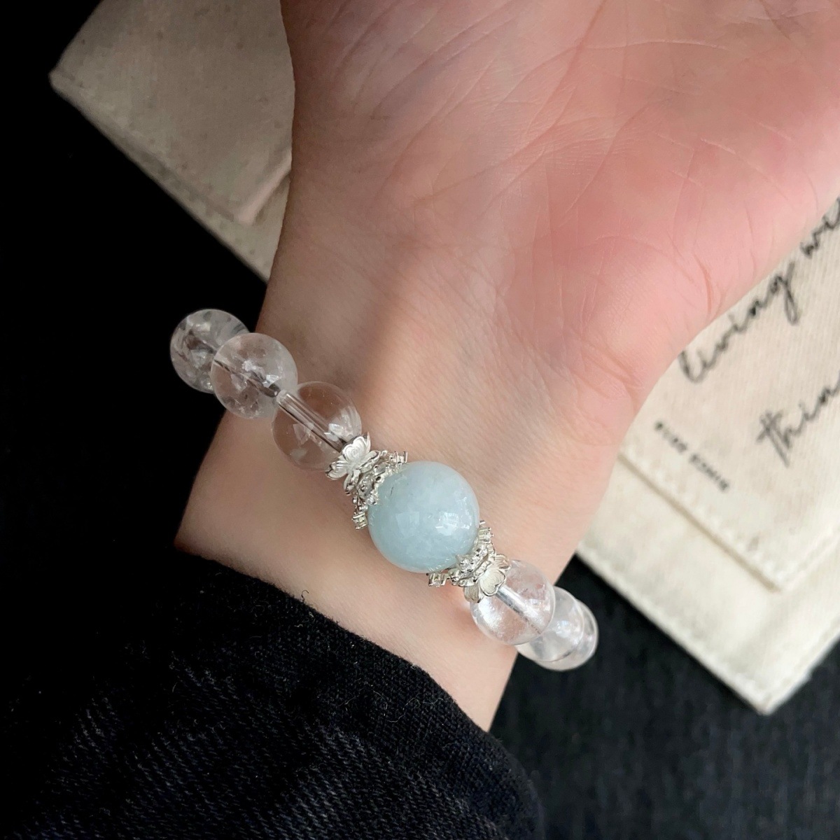 S925銀生まれながらアクアマリンクリスタルパール銀花座ブレスレットミニマルデザイン通い普段使い走り全能