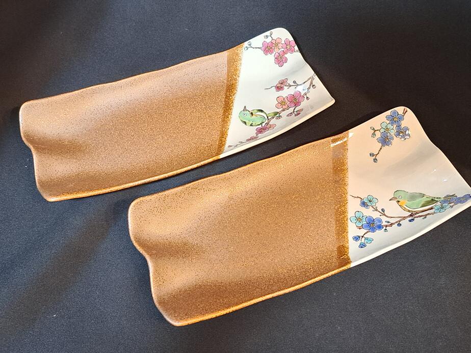 【九谷焼】9号ありの実盛皿(盛皿、お皿） めじろに梅 皿・プレート-キッチン用品・食器・調理器具