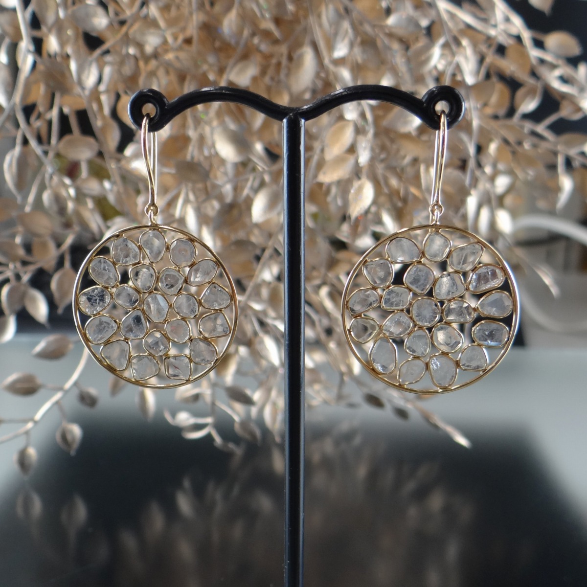 K18yg 切り身ダイアモンド ラウンドホームプレイト クラ千両役者 振う 手鉤ピアス 自然状態ダイヤモンド 2 8ctup Chohanestate Com