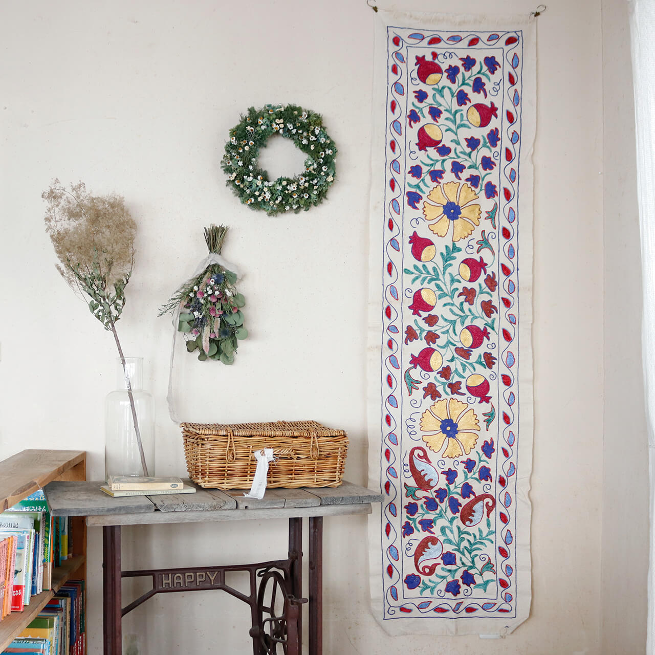 楽天市場】【1点もの】スザニ刺繍 手刺繍 クロス ザクロ 花 太陽