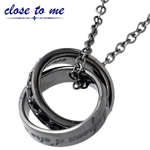 【ポイント2倍！20日まで！】 クロストゥーミー close to me ダブルリング型メッセージシルバーネックレス アクセサリー ブラックスワロフスキーペンダントトップ アクセサリー BK シルバー925 スターリングシルバー SN13-113