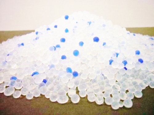 花の保存用乾燥剤 シリカゲル ドライフラワー 送料３９０円 ドライフラワー用シリカゲル ３００ｇ ガラスケース １袋 ハーバリウム 白青混合