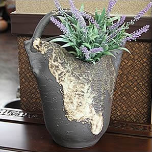 陶器製花瓶 灰色 花模様　信楽焼 陶器製花瓶 灰色 花模様信楽焼