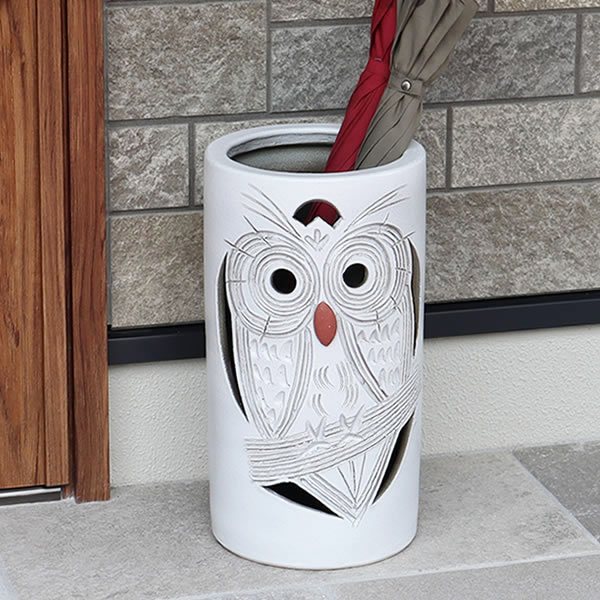 お値下げしました⤵信楽焼傘立て  六角茶彫 高さ４８cm 訳あり出品⤵⤵信楽焼傘立て 大容量❗唐草彫 高さ47cm