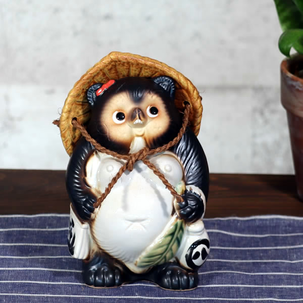 信楽焼　13号メス狸　女狸 信楽焼 13号笑福狸(メス) たぬき タヌキ 開運 縁起物 可愛い