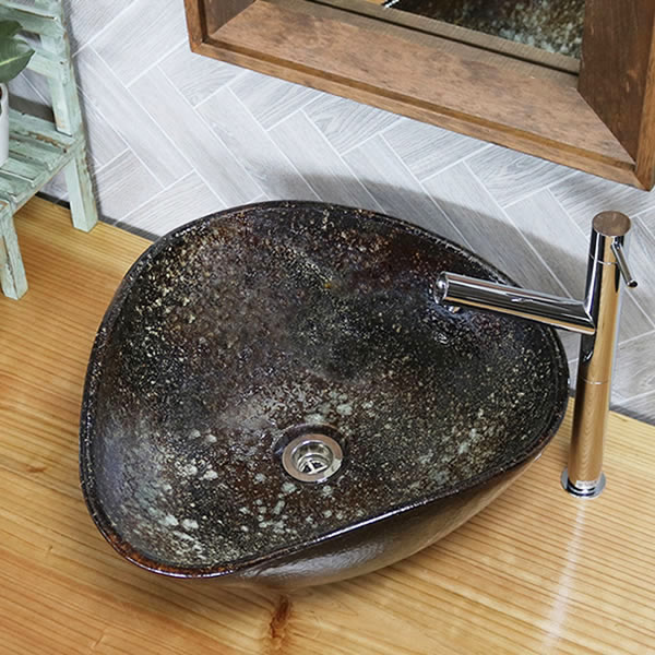 福袋特集 21 Tr 3210 和風 やきもの 洗面陶器 洗面ボウル 手洗い鉢 洗面台 陶器 洗面シンク 洗面ボール 手洗鉢 手洗器 お洒落な洗面器 飽きのこない洗面鉢 茶窯変変型 中型 手洗い鉢 信楽焼 Tr 3210 Hamrahtrader Com