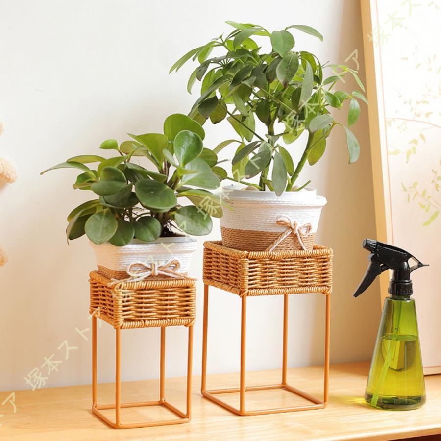 プランタースタンド ラタン調 植木鉢スタンド ブラウン おしゃれ スリム コンパクト アイアンフレーム 軽量 安定 観葉植物 北欧風 偽籐編み 花台 玄関飾り