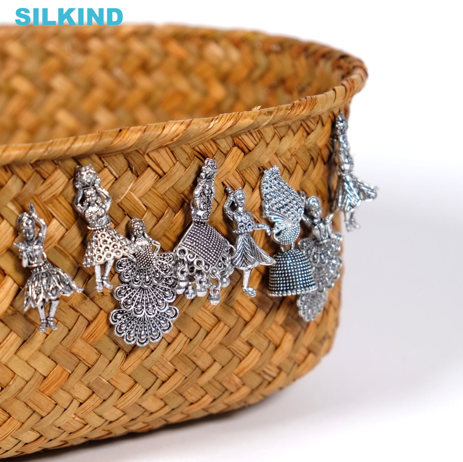 【楽天市場】インドの踊り子ピアス イヤリング シルバー アクセサリー A～h 8種類おしゃれ かわいい ハンドメイド インド雑貨 アジア雑貨 