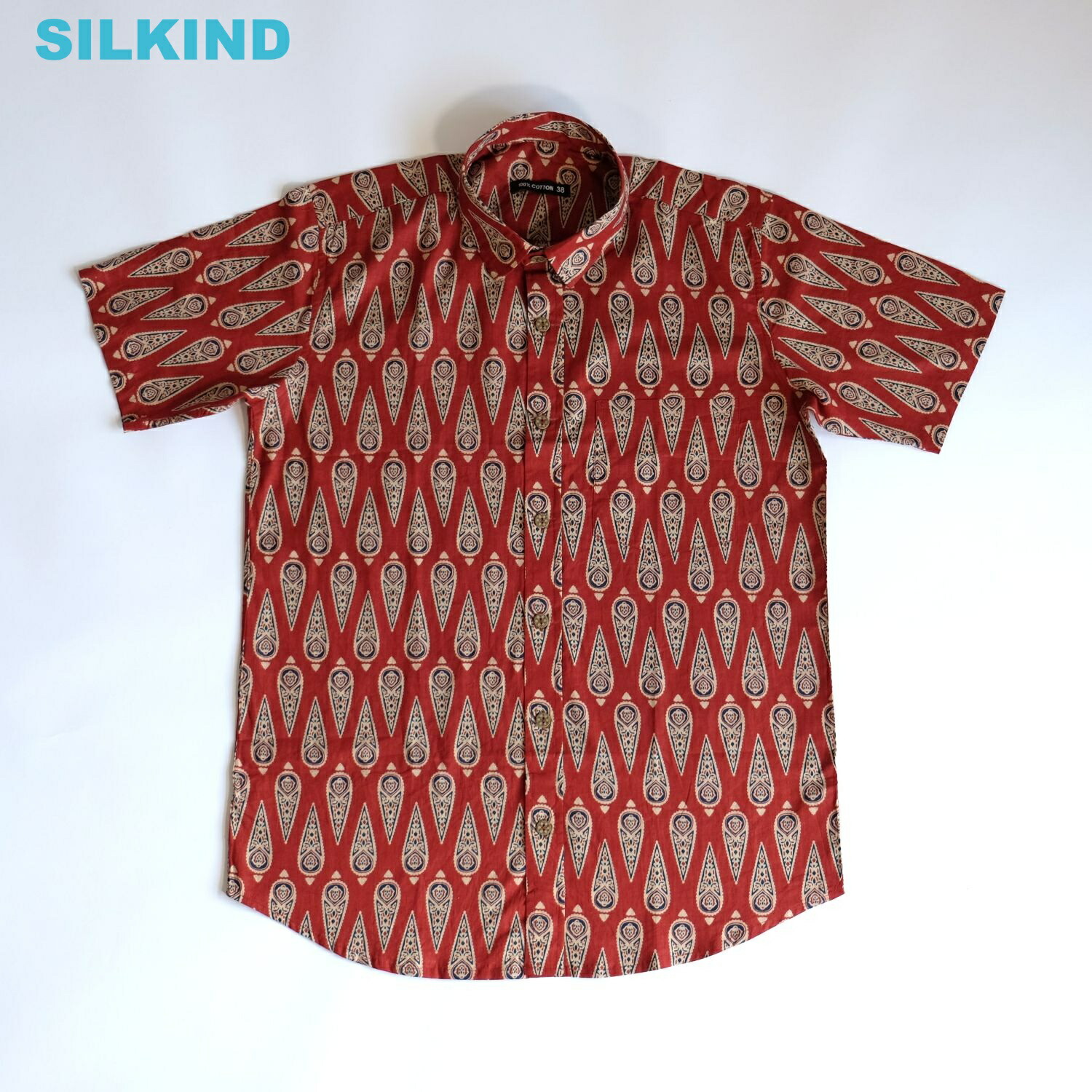 ショートスリーブシャツ　ブロックプリント　Medium/Large　レッド×糸杉 ハンドメイド インド雑貨 アジア雑貨 伝統工芸 インド土産 ブロックプリント 木版更紗 草木染め コットンシャツ 半袖シャツ プリントシャツ
